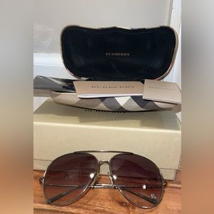 Burberry Aviator Sunglasses BE3008